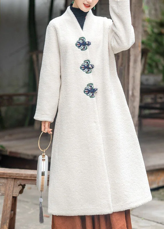Petite women's wool blend coats with a tailored fit for a flattering silhouetteModern Beige V Neck Embroideried Thick Teddy Faux Fur Lengthen Coats Winter Petite women's wool blend coats with a tailored fit for a flattering silhouetteModern Beige V Neck Embroideried Thick Teddy Faux Fur Lengthen Coats Winter