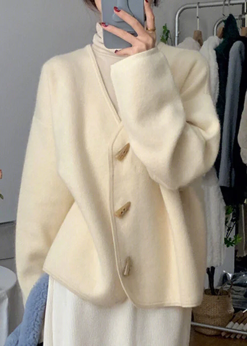 Oversized women's wool coats in a monochromatic look for a trendy outfitSimple Beige V Neck Button Patchwork Knitting Cotton Coats Fall Oversized women's wool coats in a monochromatic look for a trendy outfitSimple Beige V Neck Button Patchwork Knitting Cotton Coats Fall