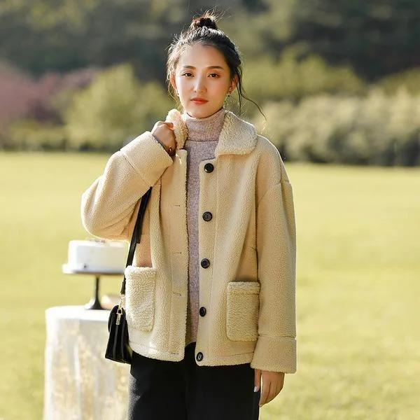 Oversized women's wool coats in a monochromatic look for a trendy outfitSolid Color Button Coats Pockets 2020 Winter New Vintage Female Warm Parkas Coats Oversized women's wool coats in a monochromatic look for a trendy outfitSolid Color Button Coats Pockets 2020 Winter New Vintage Female Warm Parkas Coats