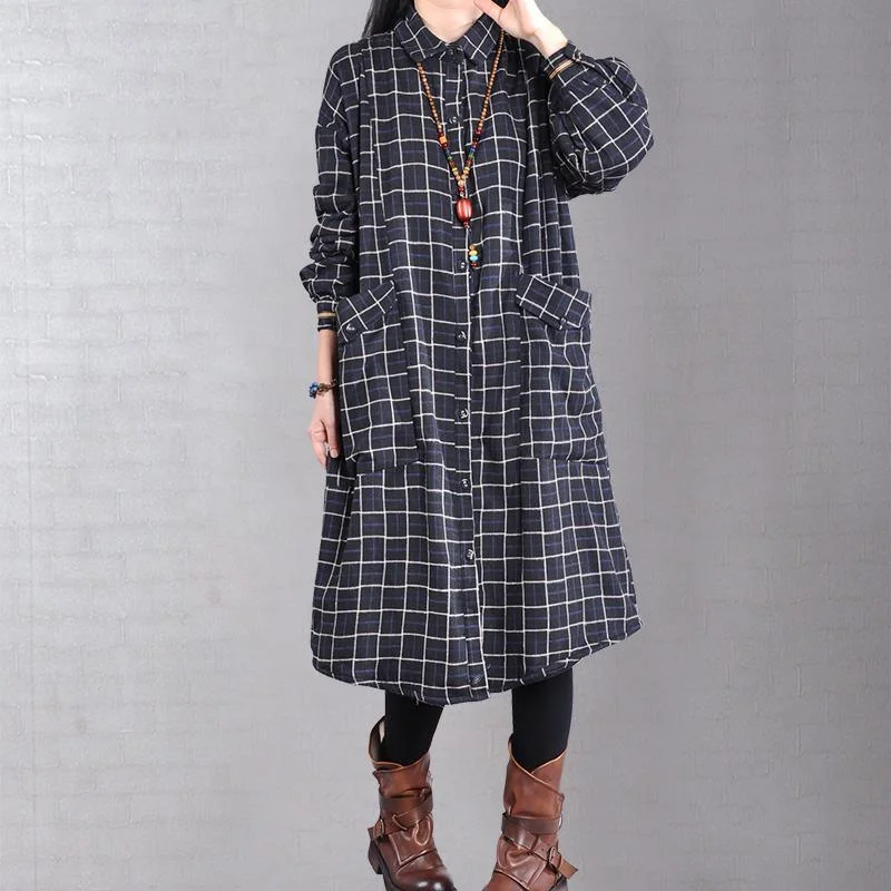 Plus size women's wool blend coats for a warm and stylish winterUnique two pockets lapel collar coats women black plaid baggy coats Plus size women's wool blend coats for a warm and stylish winterUnique two pockets lapel collar coats women black plaid baggy coats