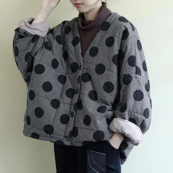 Women's long - sleeve wool coats in a houndstooth pattern for a classic charmV-Neck Bat Sleeve Warm Coats 2020 Autumn New Button Loose Female Clothes Casual Parkas Coats Women's long - sleeve wool coats in a houndstooth pattern for a classic charmV-Neck Bat Sleeve Warm Coats 2020 Autumn New Button Loose Female Clothes Casual Parkas Coats