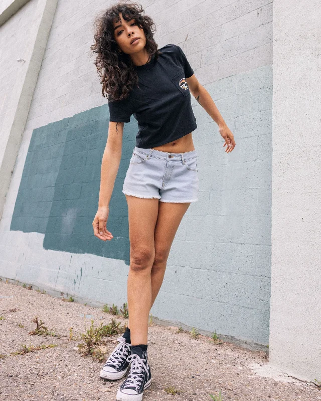 Women's shearling - lined suede jackets for ultimate warmth and luxury1991 Stoned Denim Shorts - Cruzer Blue Women's shearling - lined suede jackets for ultimate warmth and luxury1991 Stoned Denim Shorts - Cruzer Blue