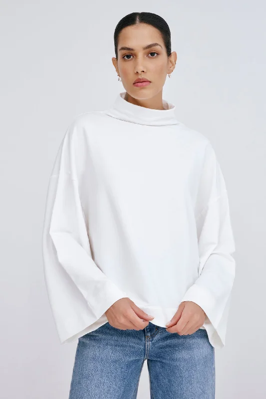 Women's quarter - zip sweatshirt made of organic cotton for eco - conscious fashionAmanda Sweatshirt Women's quarter - zip sweatshirt made of organic cotton for eco - conscious fashionAmanda Sweatshirt