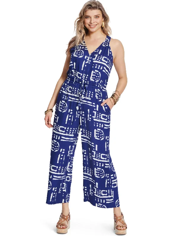 Women jumpsuits with a criss - cross back for a flirty and eye - catching detailBurda Jumpsuit 5817 Women jumpsuits with a criss - cross back for a flirty and eye - catching detailBurda Jumpsuit 5817