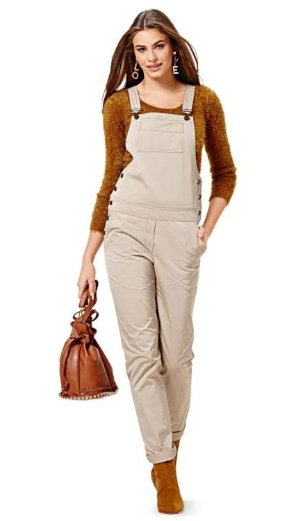 Women jumpsuits with a V - neck for a flattering and elongating effectBurda Overalls/Dungarees 6599 Women jumpsuits with a V - neck for a flattering and elongating effectBurda Overalls/Dungarees 6599