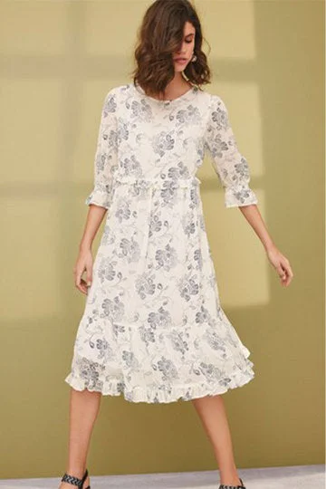 Ruffled Women Dress with Multiple Layers for a Playful and Girly StyleChiffon Day dress Ruffled Women Dress with Multiple Layers for a Playful and Girly StyleChiffon Day dress