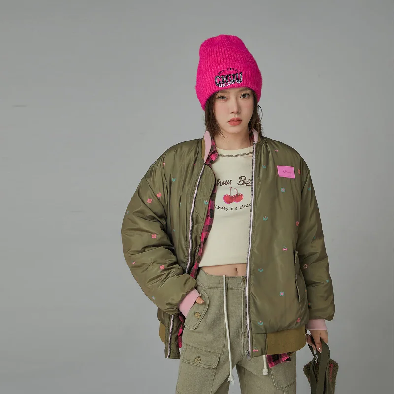 Women's cropped down jackets in bold colors for a sporty and fashionable winter outfitLove The Moment Floral Jacket Women's cropped down jackets in bold colors for a sporty and fashionable winter outfitLove The Moment Floral Jacket