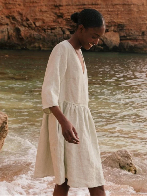 Polyester women jumpsuits for easy - care and durable everyday wearDaphne Linen Dress | Multiple Colours Polyester women jumpsuits for easy - care and durable everyday wearDaphne Linen Dress | Multiple Colours