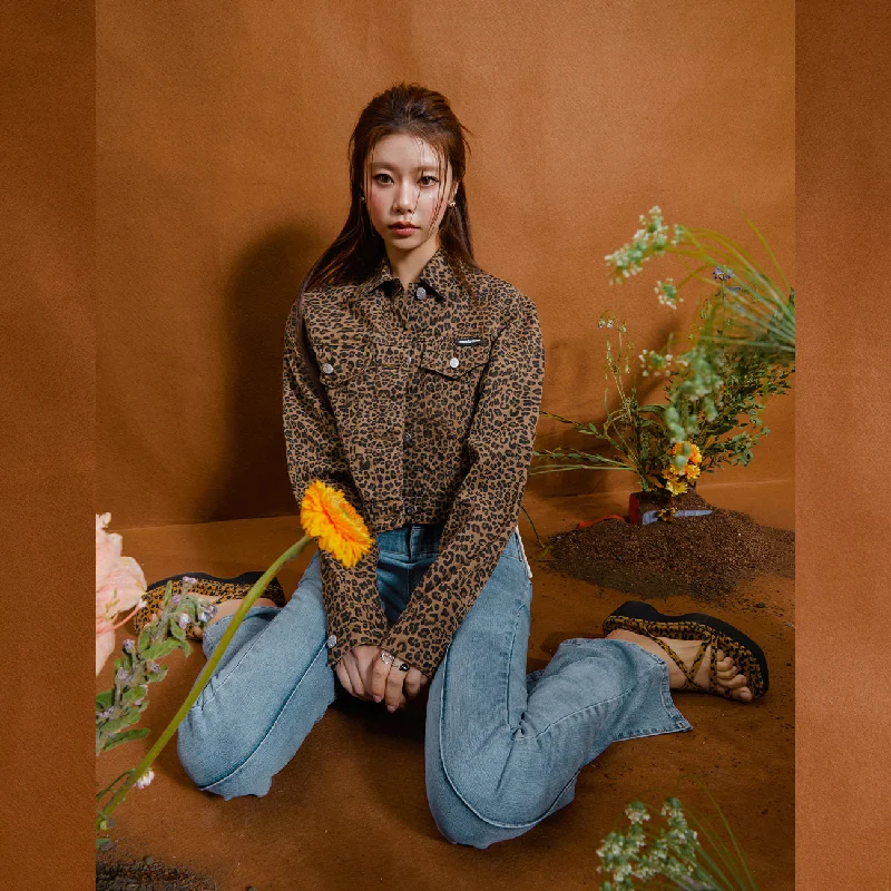 Women's waterproof rain jackets in bright yellow for high - visibility outdoor activitiesLeopard Cropped Jacket Women's waterproof rain jackets in bright yellow for high - visibility outdoor activitiesLeopard Cropped Jacket