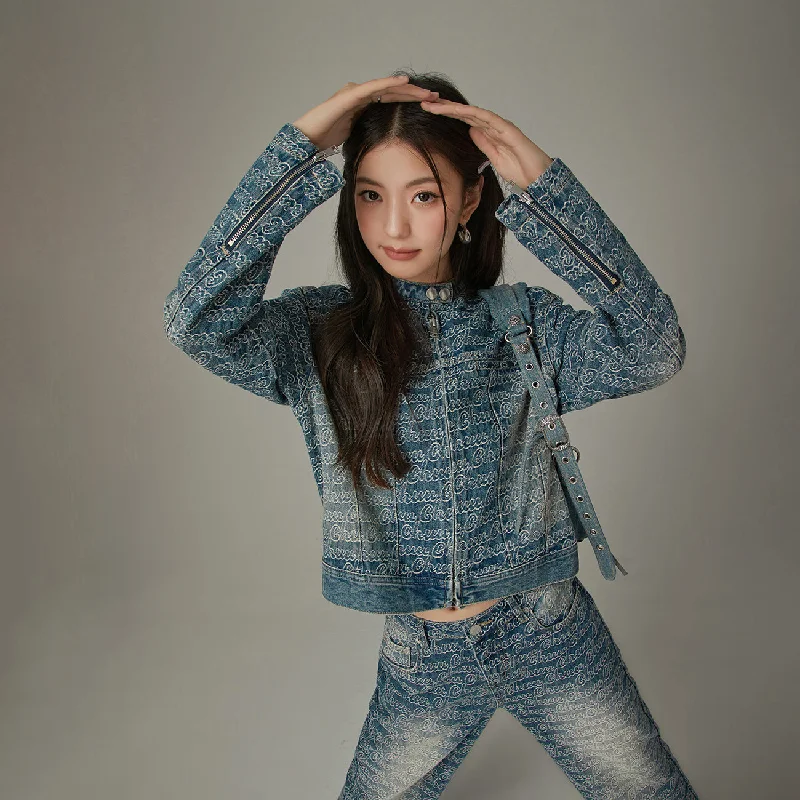 Women's cropped down jackets in bold colors for a sporty and fashionable winter outfitLogo Lettering Denim Jacket Women's cropped down jackets in bold colors for a sporty and fashionable winter outfitLogo Lettering Denim Jacket