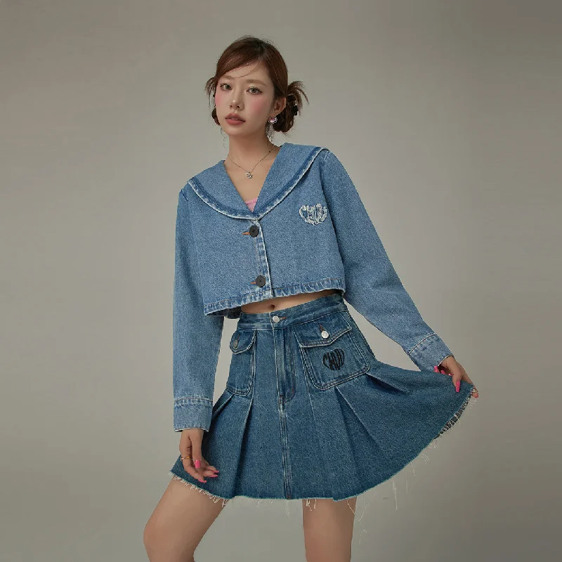 Women's quilted puffer jackets in a cropped silhouette for a modern twistEmbroidered Raw Edge Logo Sailor Denim Jacket Women's quilted puffer jackets in a cropped silhouette for a modern twistEmbroidered Raw Edge Logo Sailor Denim Jacket