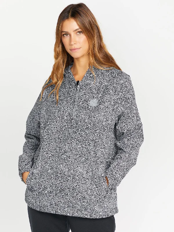 Women's cropped down jackets in bold colors for a sporty and fashionable winter outfitEarth Tripper Jacket - Black White