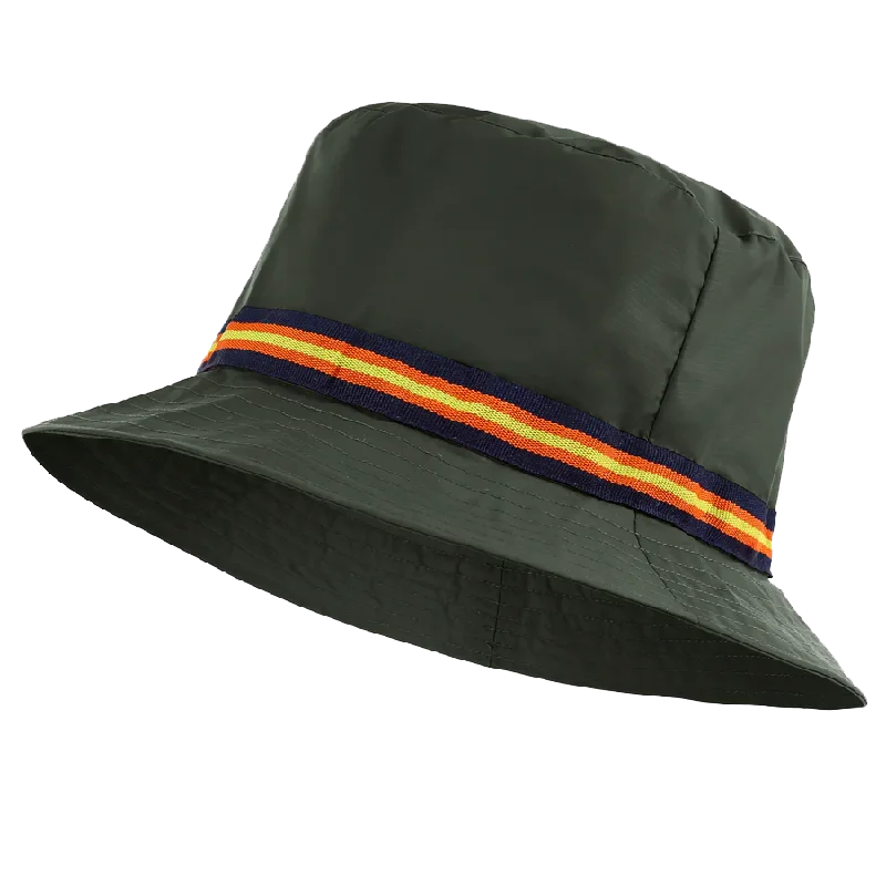Women's cropped down jackets in bold colors for a sporty and fashionable winter outfitPascal Tape - Packable Ripstop Hat in Black Torba Women's cropped down jackets in bold colors for a sporty and fashionable winter outfitPascal Tape - Packable Ripstop Hat in Black Torba