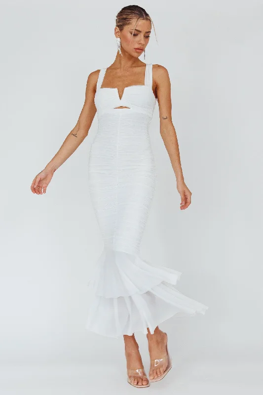 Halter Neck Women Dress to Show Off the Shoulders and NecklineNadia Ruched Fishtail Maxi Dress White