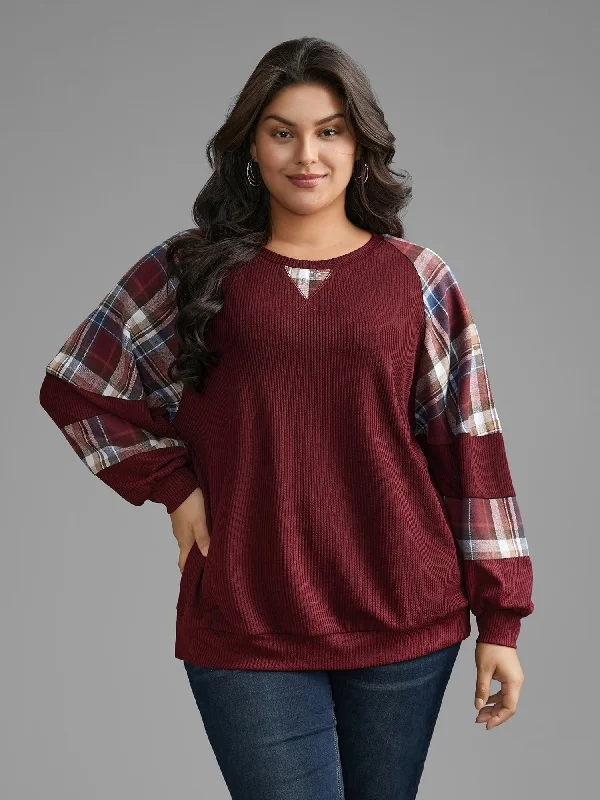 Women's mock - neck sweatshirt made of moisture - wicking material for fitness usePlaid Patchwork Raglan Sleeve Sweatshirt Women's mock - neck sweatshirt made of moisture - wicking material for fitness usePlaid Patchwork Raglan Sleeve Sweatshirt