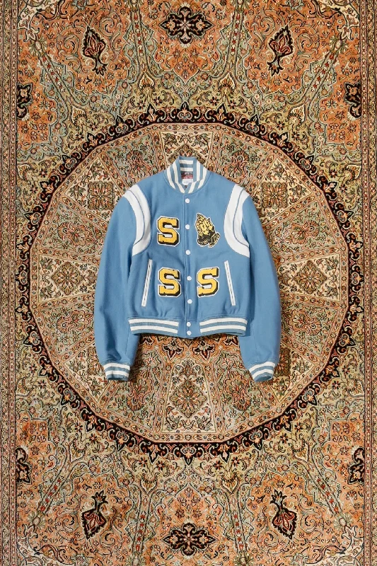 Women's denim jackets with a patchwork design for a bohemian and artsy styleEMBROIDARY TEDDY JACKET (BLUE) Women's denim jackets with a patchwork design for a bohemian and artsy styleEMBROIDARY TEDDY JACKET (BLUE)