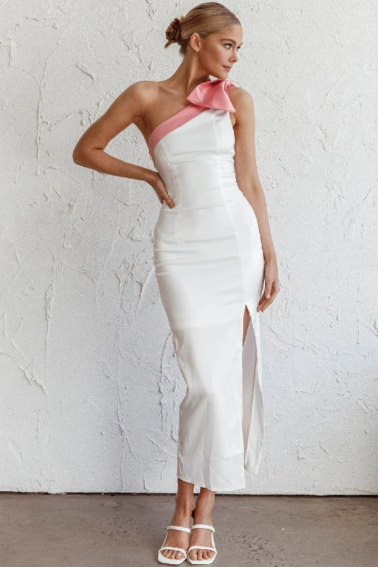 Mermaid - Style Women Dress with a Fitted Silhouette for Special OccasionsSweetest Thing One-Shoulder Bow Maxi Dress White Mermaid - Style Women Dress with a Fitted Silhouette for Special OccasionsSweetest Thing One-Shoulder Bow Maxi Dress White