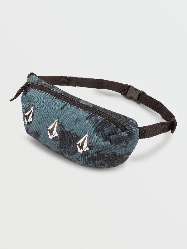 Women's cropped leather jackets with a fringe detail for a western - inspired outfitVolcom Mini Waist Pack - Marina Blue Women's cropped leather jackets with a fringe detail for a western - inspired outfitVolcom Mini Waist Pack - Marina Blue