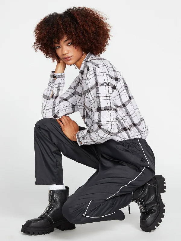 Women's cropped leather jackets with a fringe detail for a western - inspired outfitWind It Up Jogger Pants - Black Women's cropped leather jackets with a fringe detail for a western - inspired outfitWind It Up Jogger Pants - Black