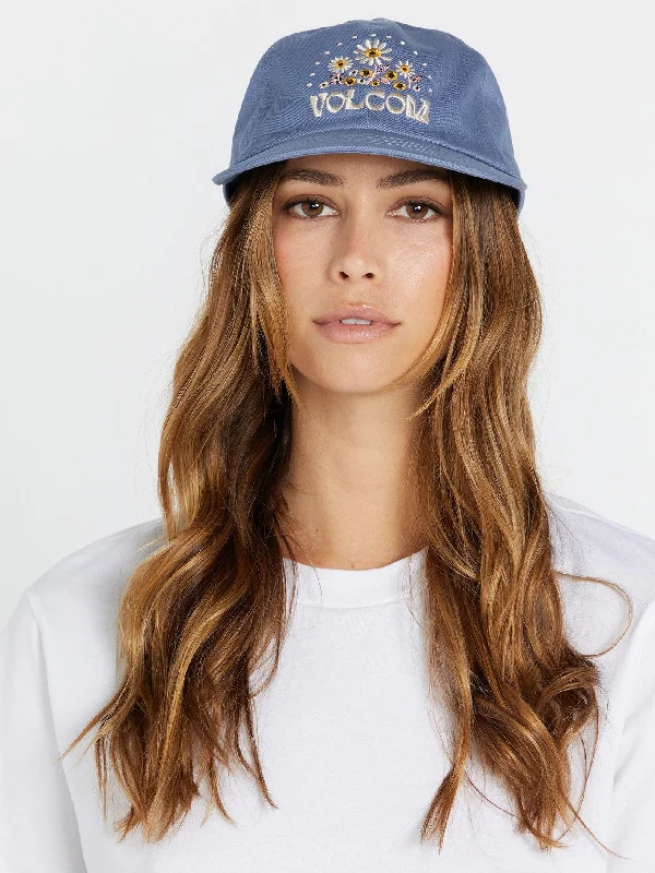 Women's denim jackets with a patchwork design for a bohemian and artsy styleWonder Stone Hat - Washed Blue Women's denim jackets with a patchwork design for a bohemian and artsy styleWonder Stone Hat - Washed Blue