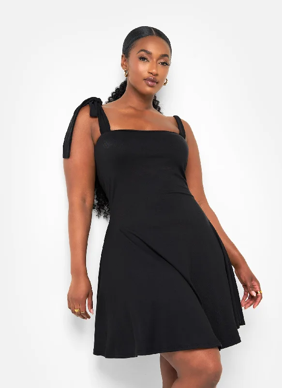 Midi dresses with keyhole backs for a flirty and unexpected detailFelicity Tie Strap Mini Skater Dress - Black