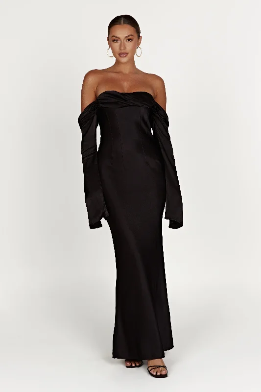 Maxi dresses with ribbed textures for a unique and tactile lookGiselle Off Shoulder Cowl Neck Maxi Dress - Black Maxi dresses with ribbed textures for a unique and tactile lookGiselle Off Shoulder Cowl Neck Maxi Dress - Black