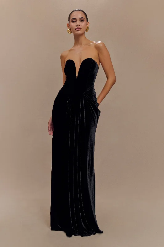 Velvet maxi dresses with long sleeves for winter weddingsPaige Strapless Velvet Maxi Dress - Black Velvet maxi dresses with long sleeves for winter weddingsPaige Strapless Velvet Maxi Dress - Black