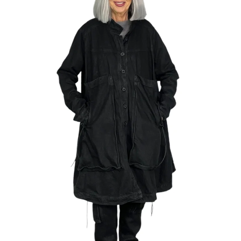 Petite women's wool blend coats with a tailored fit for a flattering silhouetteCOATED DENIM COAT Petite women's wool blend coats with a tailored fit for a flattering silhouetteCOATED DENIM COAT
