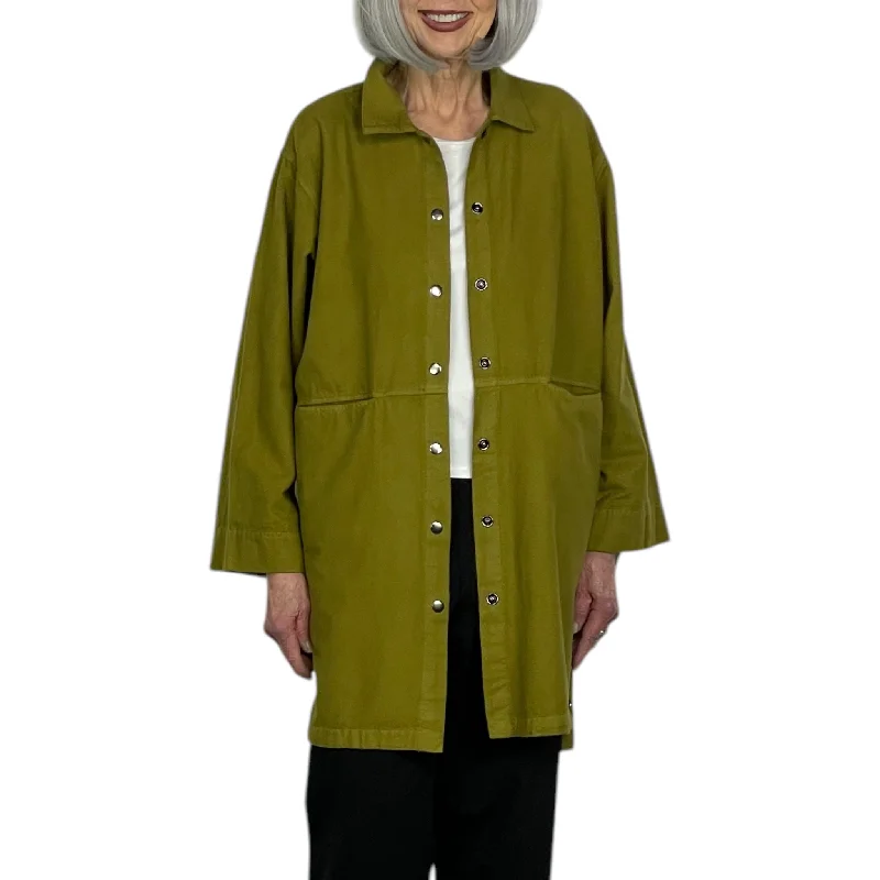 Women's cropped down jackets in bold colors for a sporty and fashionable winter outfitSOLID FLANNEL DUSTER Women's cropped down jackets in bold colors for a sporty and fashionable winter outfitSOLID FLANNEL DUSTER