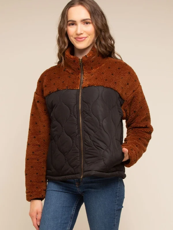 Checkered women's wool coats in a classic pattern for a timeless styleAnn Arbor Jacket Checkered women's wool coats in a classic pattern for a timeless styleAnn Arbor Jacket