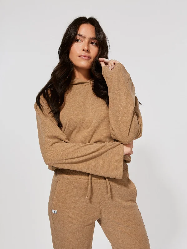 Women's quilted puffer jackets in a cropped silhouette for a modern twistBARRY'S CAMEL LOUNGE HOODIE Women's quilted puffer jackets in a cropped silhouette for a modern twistBARRY'S CAMEL LOUNGE HOODIE