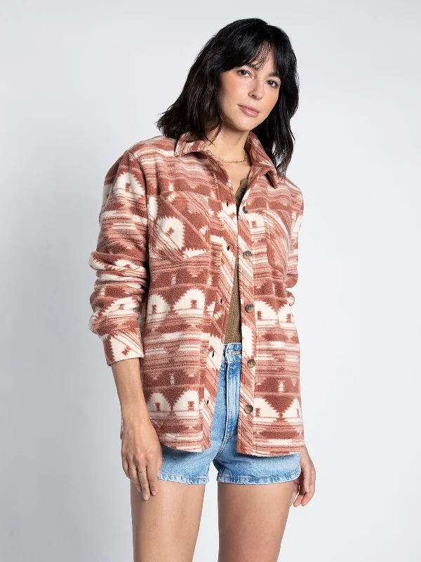 Petite women's wool blend coats with a tailored fit for a flattering silhouetteCHAYTON JACKET