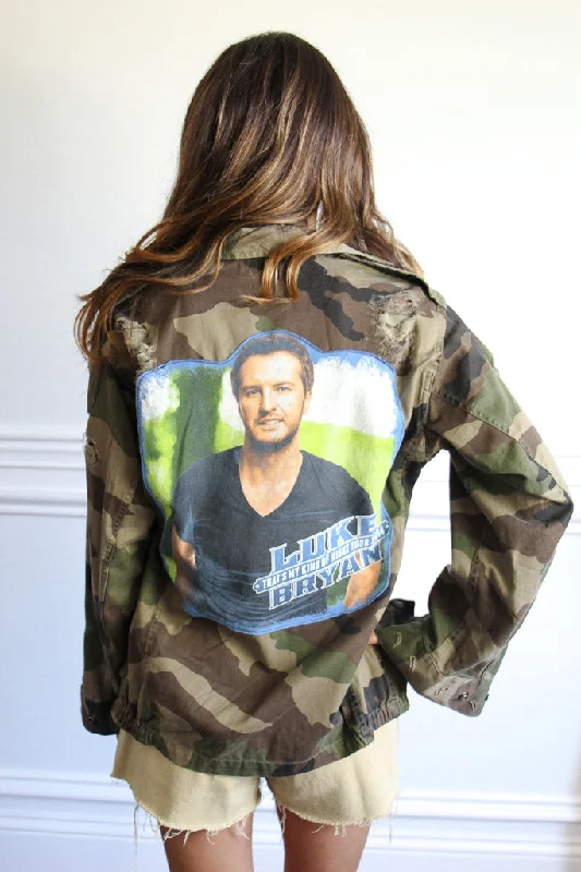 Women's long - length wool blend jackets for a warm and stylish winter lookLuke Bryan Distressed Camo Jacket Women's long - length wool blend jackets for a warm and stylish winter lookLuke Bryan Distressed Camo Jacket