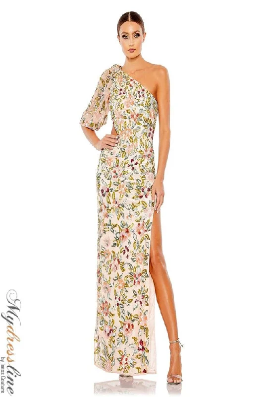 Long - train formal dresses in chiffon for a dramatic prom entranceMac Duggal 5567
