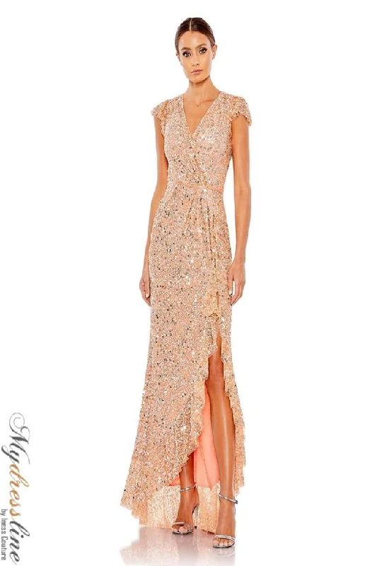Formal dresses with empire waists and organza overlays for a feminine lookMac Duggal 5631 Formal dresses with empire waists and organza overlays for a feminine lookMac Duggal 5631