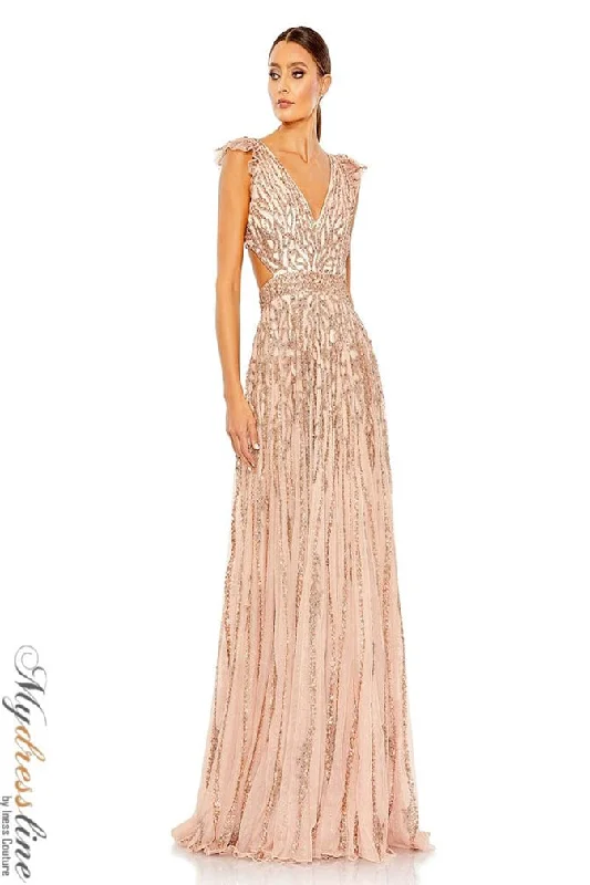 Formal dresses with ruched back panels and button - down fronts for a unique and flattering fitMac Duggal 5682 Formal dresses with ruched back panels and button - down fronts for a unique and flattering fitMac Duggal 5682