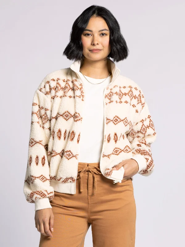 Plus size women's wool blend coats for a warm and stylish winterOCTAVIA JACKET