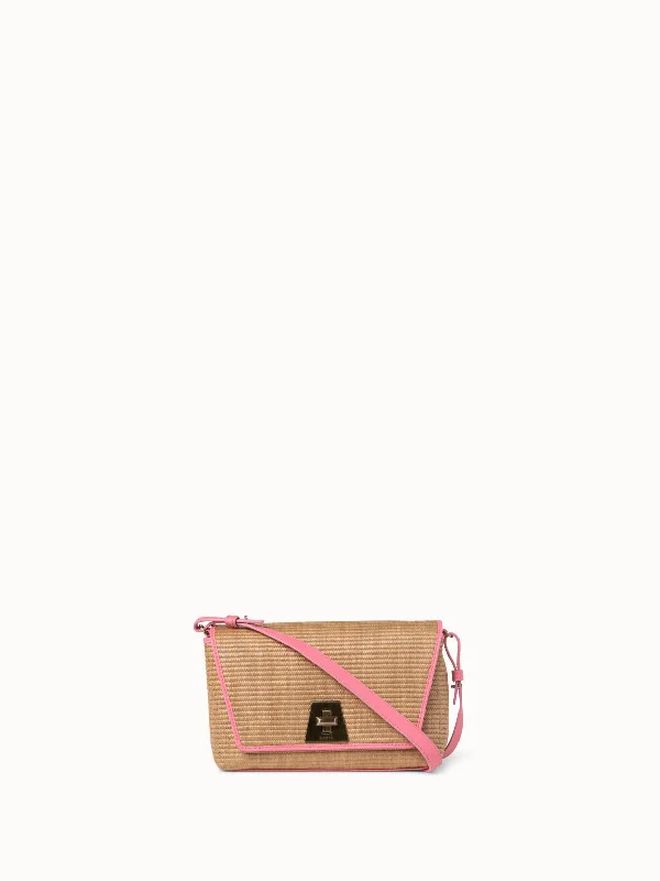 Women's cropped down jackets in bold colors for a sporty and fashionable winter outfitAnouk Small Day Bag Women's cropped down jackets in bold colors for a sporty and fashionable winter outfitAnouk Small Day Bag