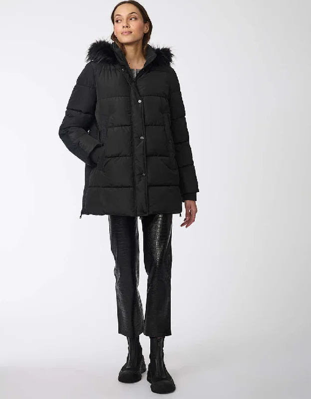 Long women's mac coats in a lightweight fabric for spring showersShort Outdoorsy Wool Combo Puffer Coat Long women's mac coats in a lightweight fabric for spring showersShort Outdoorsy Wool Combo Puffer Coat