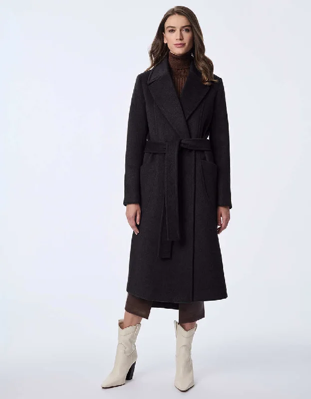 Oversized women's wool coats in a monochromatic look for a trendy outfitSoho Belted Wool Coat Oversized women's wool coats in a monochromatic look for a trendy outfitSoho Belted Wool Coat