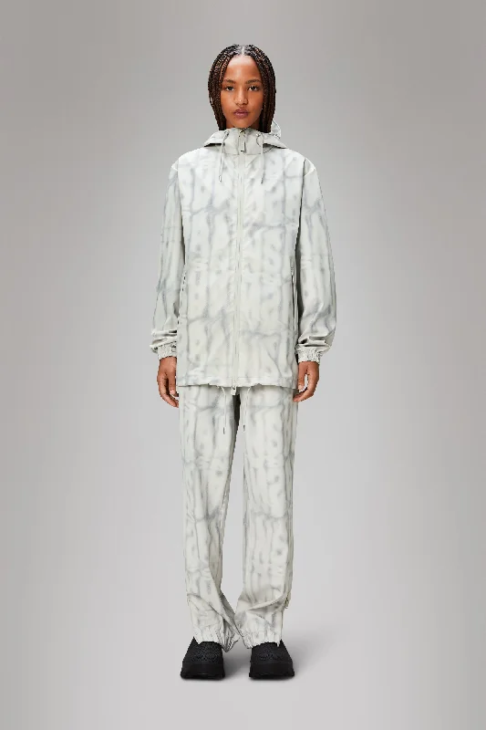 Women's cropped satin jackets in pastel shades for a glamorous evening outStorm Breaker Spray