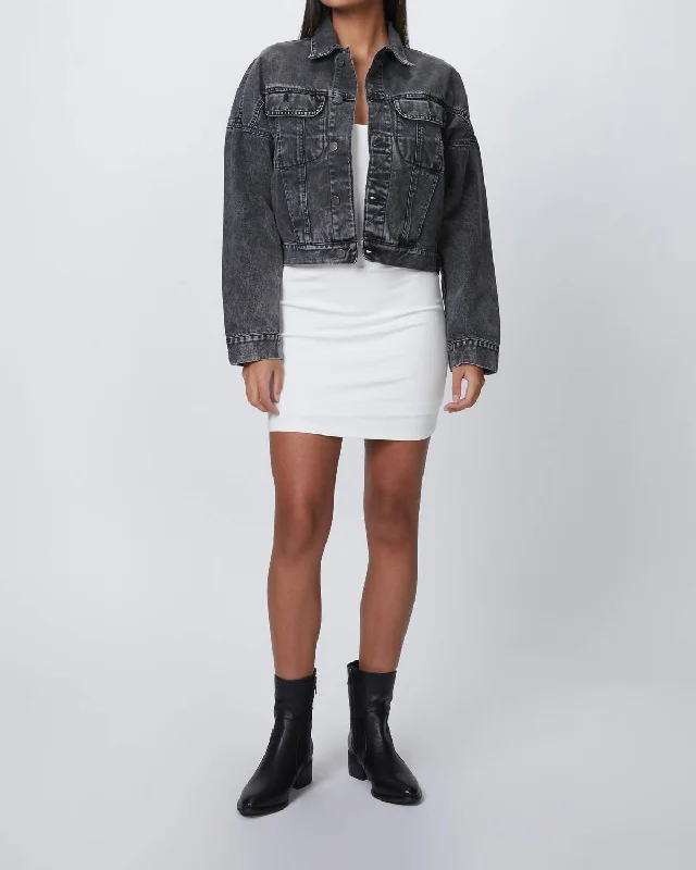 Women's cropped leather coats with silver studs for an edgy lookThe Ryder Jacket In Midnight Cowboy Women's cropped leather coats with silver studs for an edgy lookThe Ryder Jacket In Midnight Cowboy