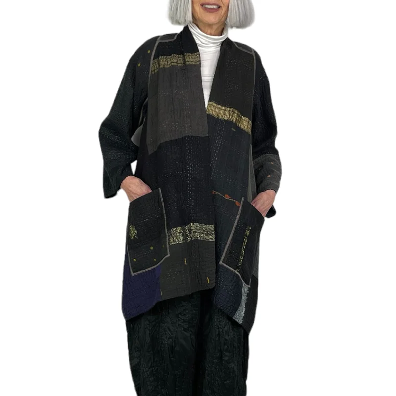 Women's bomber jackets with a holographic finish for a futuristic and eye - catching lookPATCH A-LINE JACKET Women's bomber jackets with a holographic finish for a futuristic and eye - catching lookPATCH A-LINE JACKET