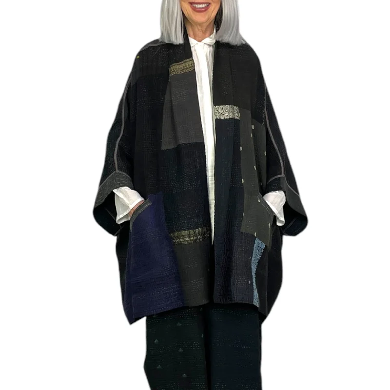 Women's windbreaker jackets with adjustable hoods for windy daysSW PATCH DOUBLE COLLAR PONCHO