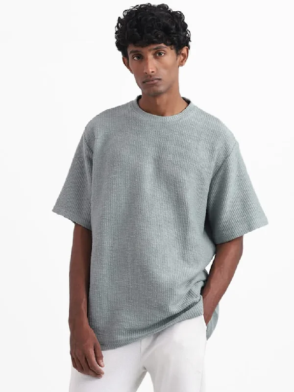 Navy blue slim - fit polo shirt for office wearETA Teal Solid Cotton Blend Relaxed-Fit T-Shirt Navy blue slim - fit polo shirt for office wearETA Teal Solid Cotton Blend Relaxed-Fit T-Shirt