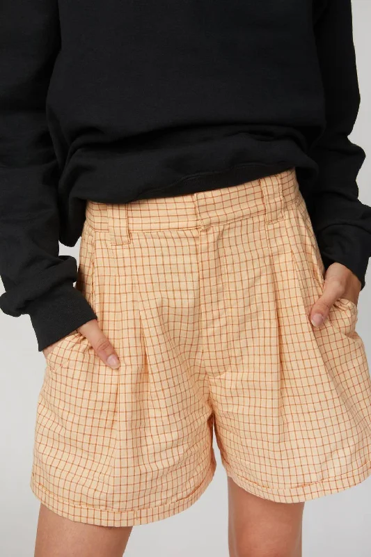 Petite - sized polo shirt with shorter lengthJamie Shorts In Bronze