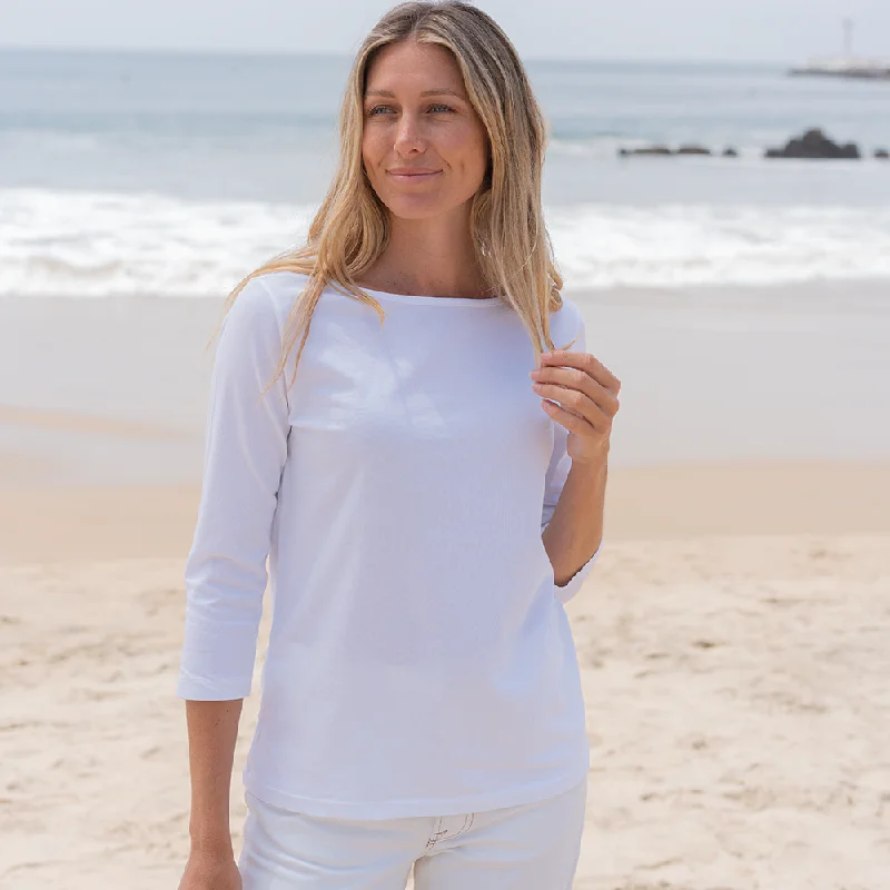 Thermal Women Long Sleeve Top for Extra Warmth in WinterWomens 3/4 Sleeve Boat Neck T-shirt Thermal Women Long Sleeve Top for Extra Warmth in WinterWomens 3/4 Sleeve Boat Neck T-shirt