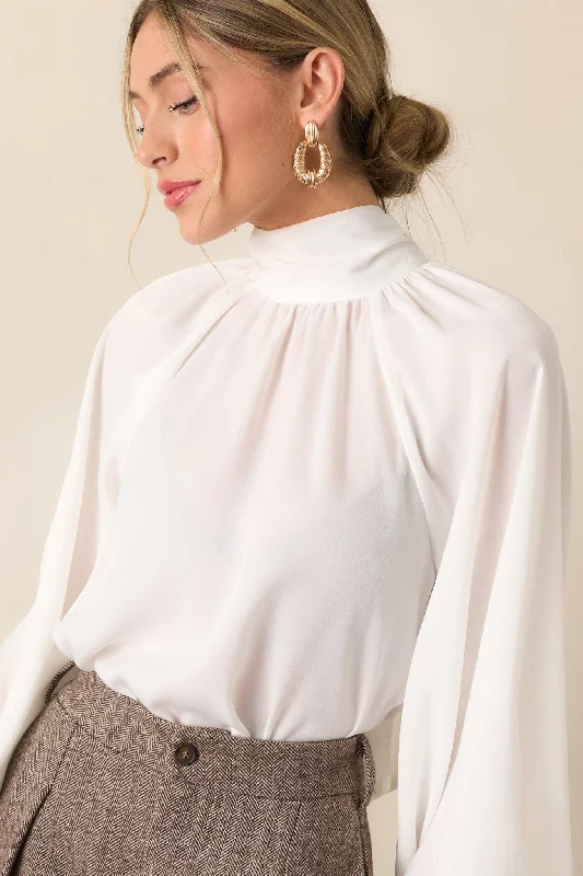 Thermal Women Long Sleeve Top for Extra Warmth in WinterWorld Class White Bow Tie Blouse Thermal Women Long Sleeve Top for Extra Warmth in WinterWorld Class White Bow Tie Blouse