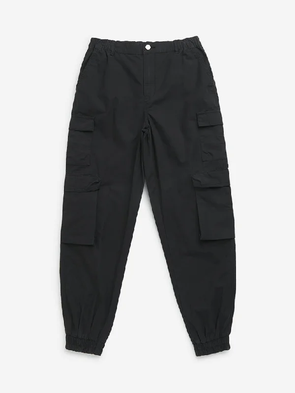 Fair - trade polo shirt supporting ethical productionY&F Kids Black Mid-Rise Cargo-Style Cotton Joggers Fair - trade polo shirt supporting ethical productionY&F Kids Black Mid-Rise Cargo-Style Cotton Joggers