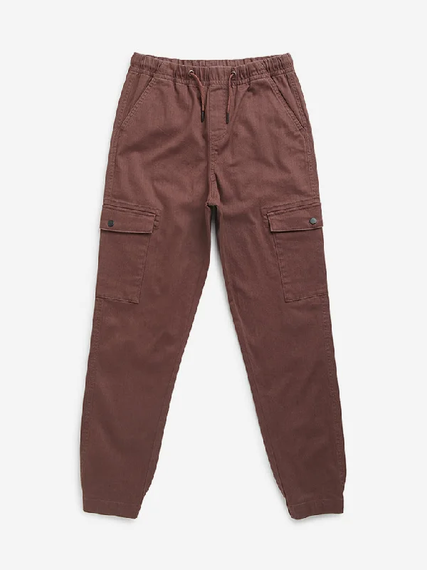 Polo shirt with a built - in bra for added supportY&F Kids Brown Cargo-Style Mid-Rise Cotton Blend Joggers Polo shirt with a built - in bra for added supportY&F Kids Brown Cargo-Style Mid-Rise Cotton Blend Joggers